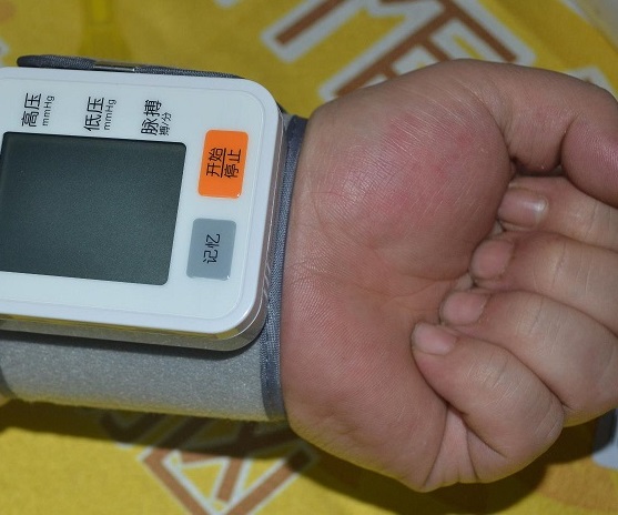 臂式电子血压计哪款准确率高,臂式电子血压计哪个才是正确的呢
