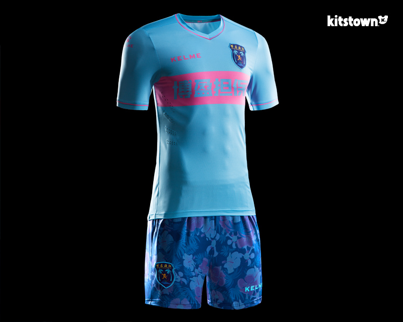 不吹不黑！卡尔美为中乙打造的新赛季球衣完爆中超