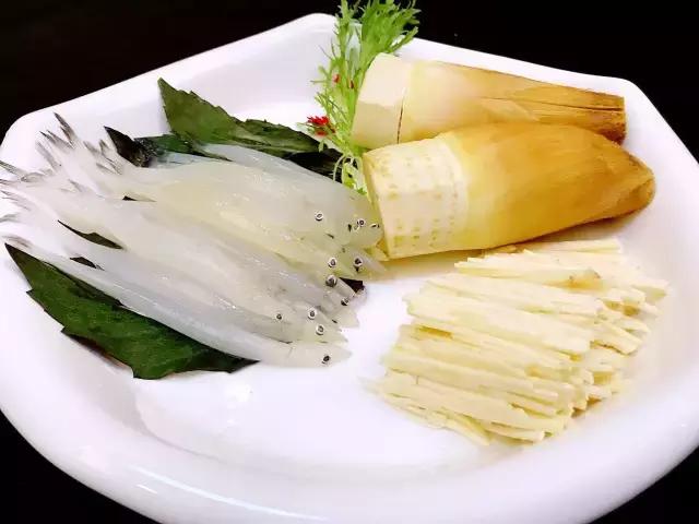 湘潭这家缅甸风情的小店，俘获了无数美女吃货的心！