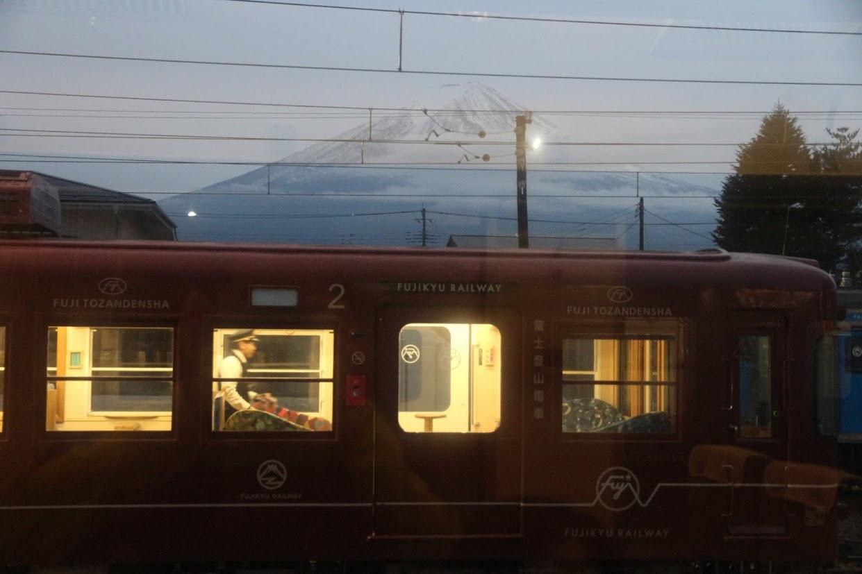 手绘旅行日记四年级图文,手绘研学旅行日记