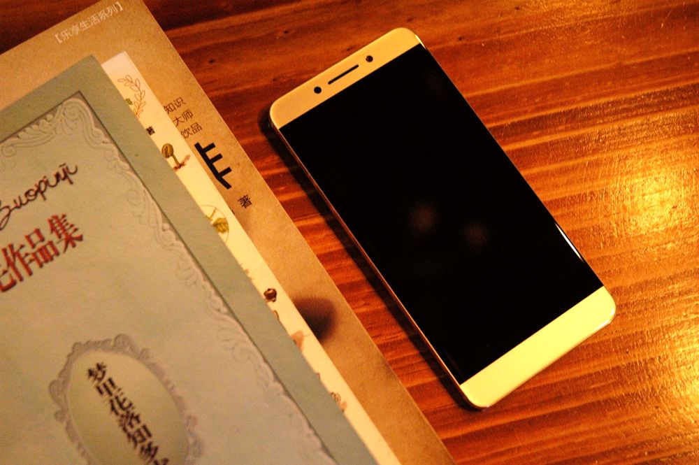 乐视乐pro3双摄ai版手机,乐pro3和乐视2哪个好