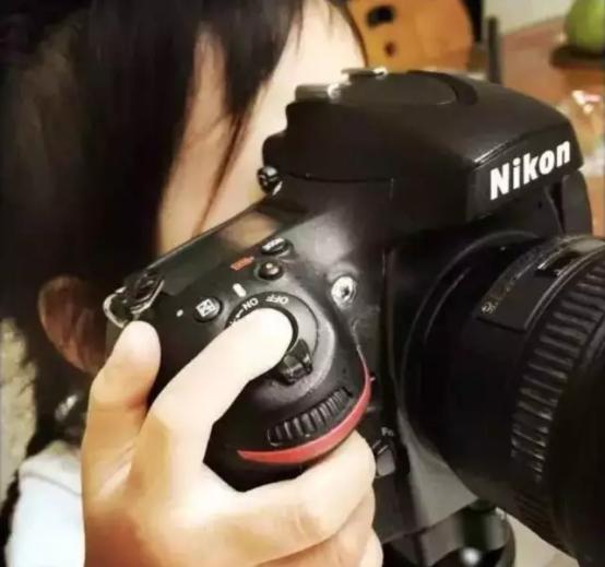 你还在做炫娃狂魔？人家4岁的孩子都在炫父母啦！