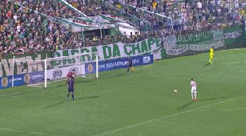 达尼洛远射禁区,达尼洛世界杯远射