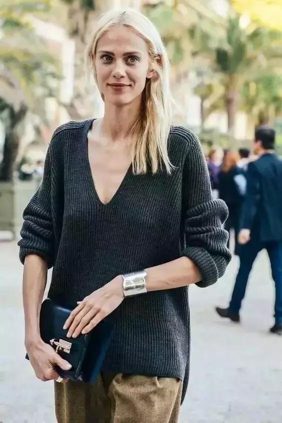 如何挑选毛衣款式,毛衣款式搭配颜色