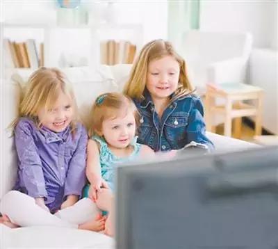 小周周现身周杰伦,周杰伦小周周喊爸爸