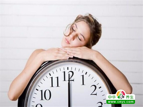 冬天鼻子上火了吃什么降火最快,孕妇冬天上火了吃什么可以降火