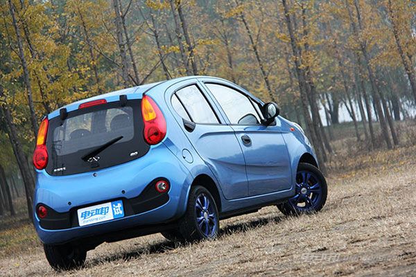 近几年各品牌电动车销量排行表,2022年纯电动车销量排行榜及价格