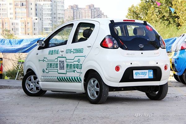 近几年各品牌电动车销量排行表,2022年纯电动车销量排行榜及价格