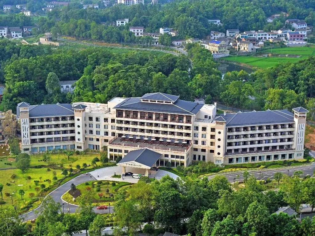 宁乡紫龙湾温泉酒店,宁乡紫龙湾温泉攻略