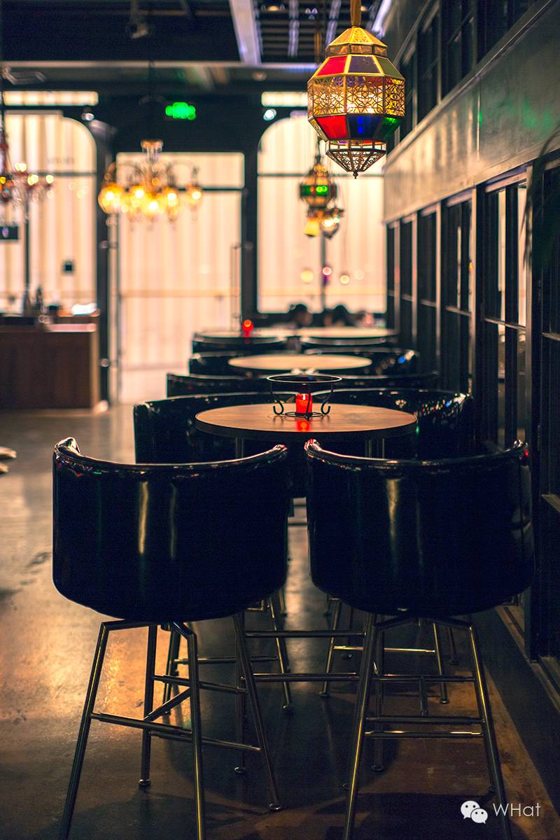 这家漫咖啡旗下的韩餐酒吧终于开到武汉，能俯瞰武汉天地凌晨夜景