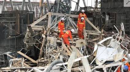 要人命的“平台”成了谁的救命稻草？（二马看天下，第924期）