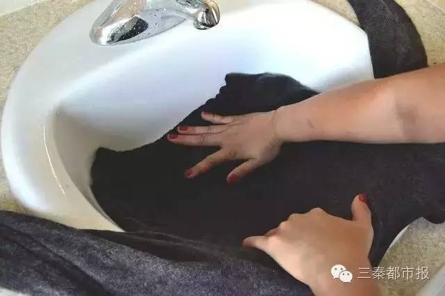 衣物洗涤小妙招,衣物洗掉色了怎么恢复