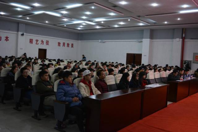 无奋斗不青春主题班会感想,不拼搏无青春