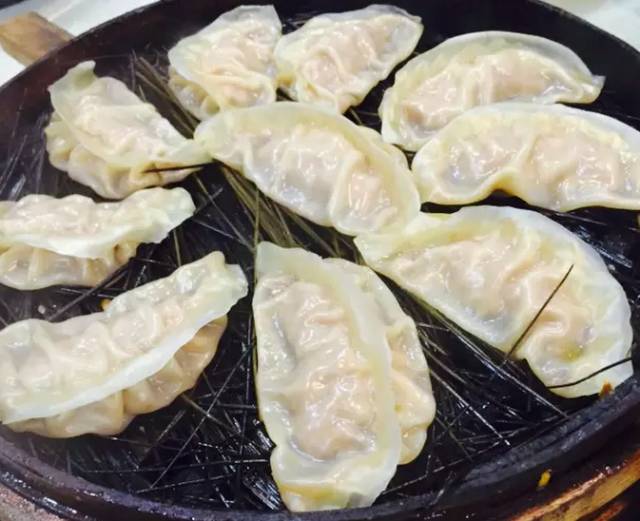 郑州特点小吃巷子,郑州十大小吃一条街