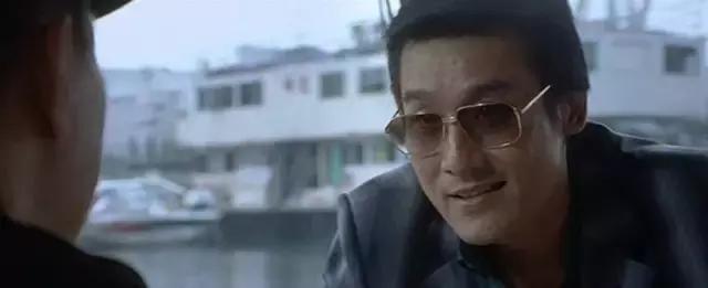 推荐好看的香港十大黑帮电影,国外评香港经典十大黑帮电影