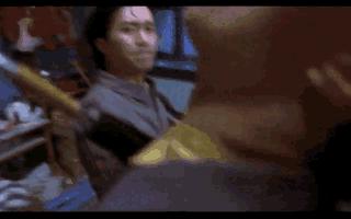 周星驰致敬过李小龙的电影有哪些,周星驰看了李小龙的电影之后感受