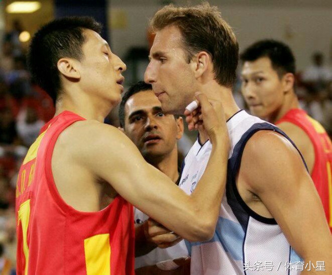 中国男篮国际赛场“硬核”名场面,中国男篮国际赛场强硬时刻