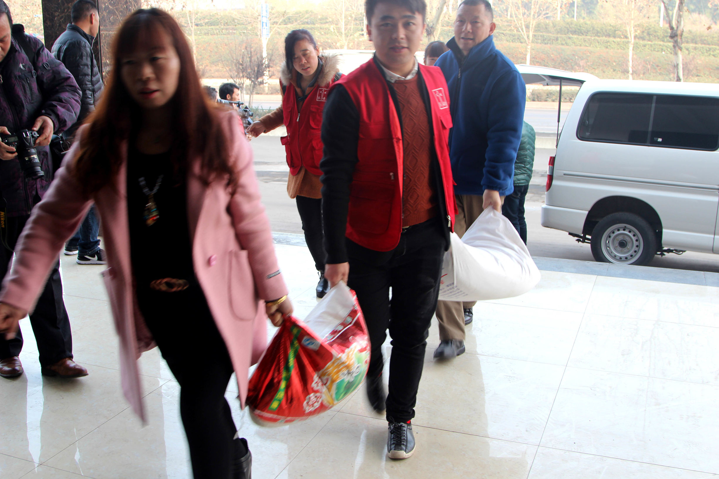 洛阳这家养老院按宾馆标准设置小编带你看享星级待遇养老的老人