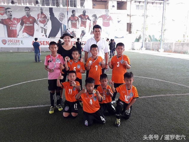 一个北京大男孩参与经营的泰国职业足球俱乐部，小球会、大梦想！