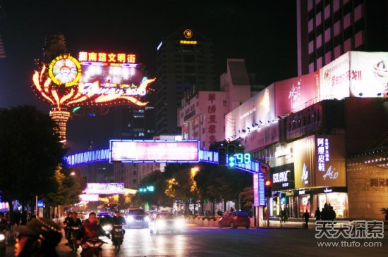 中国十条最富有的商业街看看你知道几个去过几个？