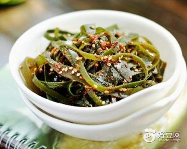 头发干枯毛糙开叉怎么护理,冬季头发干枯毛躁如何做