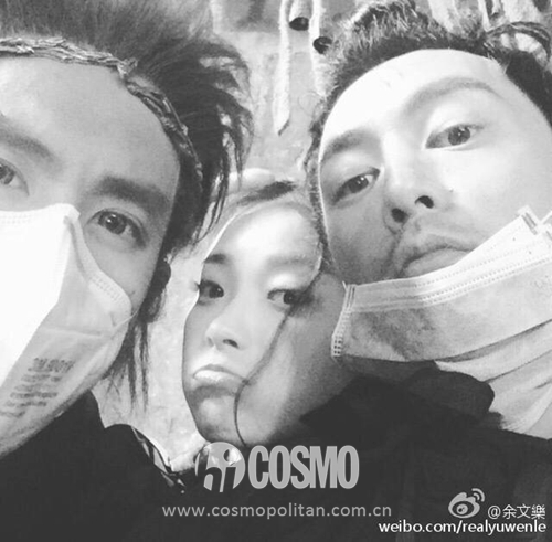 倪妮街景拍照姿势,倪妮最火拍照姿势