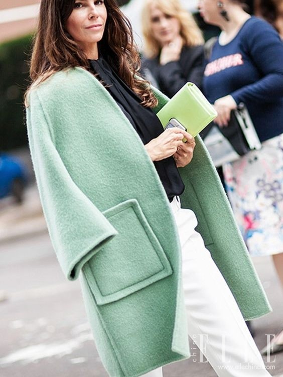 2017流行色发色,2017年的流行色草木绿