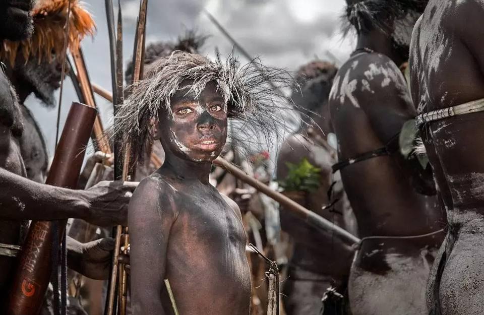 再穷不能穷教育，再坑不能坑孩子｜一周智讯