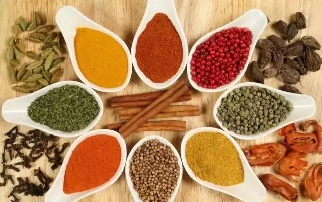 混沌食单｜为什么中国菜单里有那么多“八宝”？