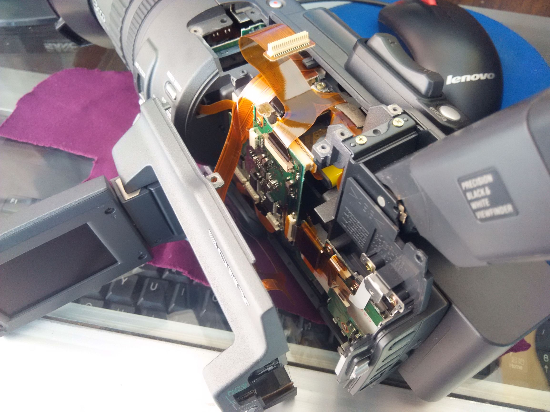 索尼wic600n怎么更换电池,索尼mw600更换电池视频