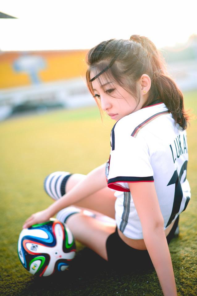 足球宝贝萌萌哒写真,鞠婧祎足球宝贝写真