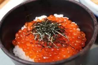 有些人吃不到那么好吃的鱼子酱,日本料理最好吃的鱼子酱