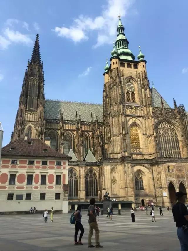 布拉格广场hello,hello说唱布拉格