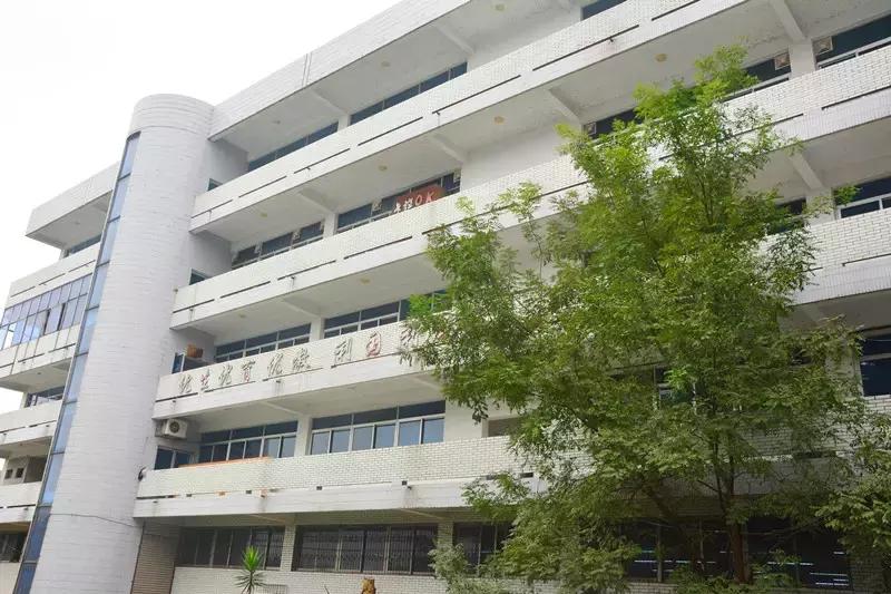 Hello！眉山车辆厂！只有东北人能看懂！