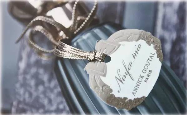 芦丹氏香水留香超级久,芦丹氏玫瑰味香水