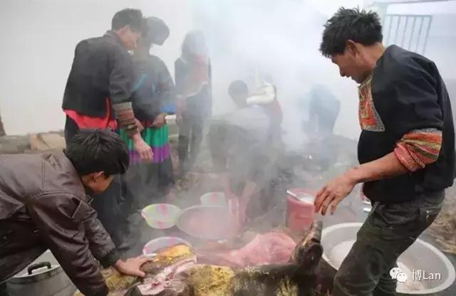 彝族特点菜肴坨坨肉图片,彝族特点酒