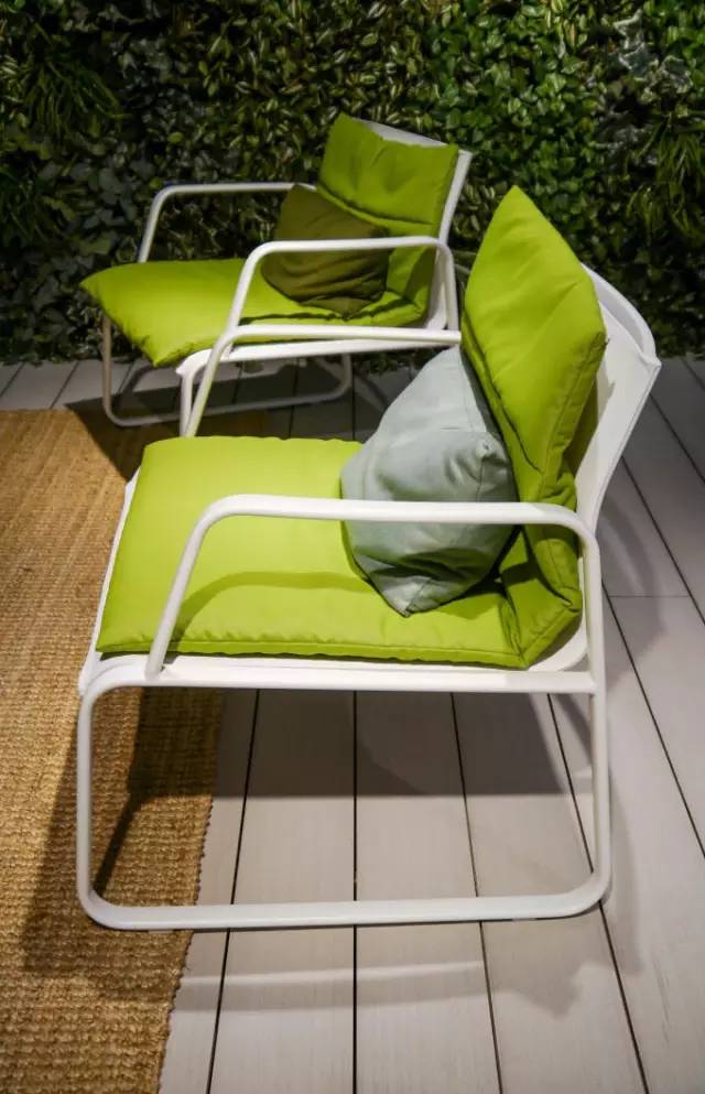 年度流行色盘点,流行色2023春夏经典绿隆重登场