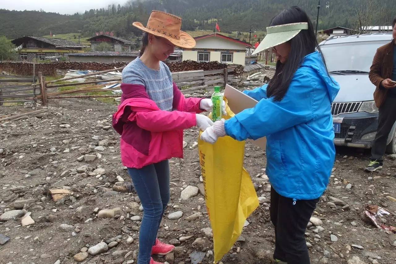 慈善先行鲁朗在行动