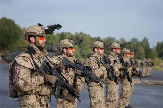 中国解放军世界上最强大的陆军,解放军陆军在全球排行榜