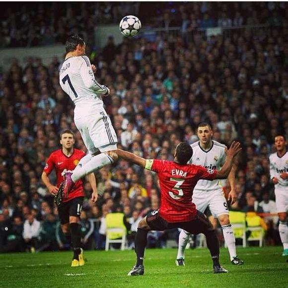 足坛十大进球最多的球员,足坛十佳球第一