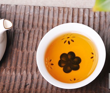 红金福易武正山普洱茶价格,易武正山普洱茶价格与特点