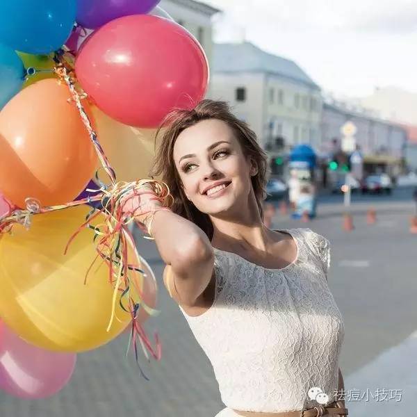 脸颊长痘物理消痘法,长痘月球脸怎么形成的