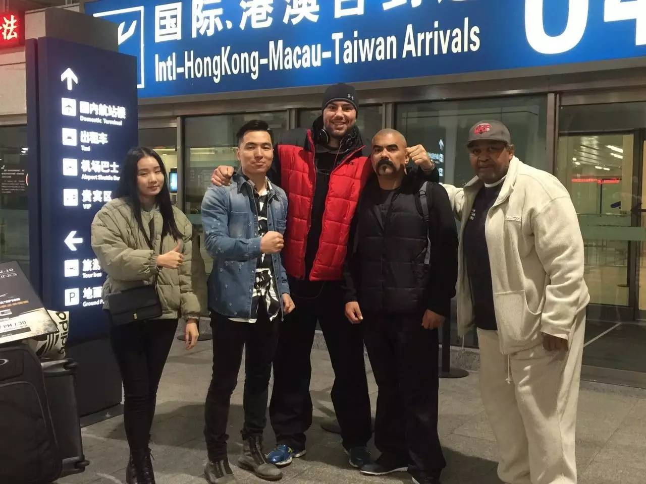 杭二中毕业的90后海归男神，要将拳击打导致杭州的另一个标签！