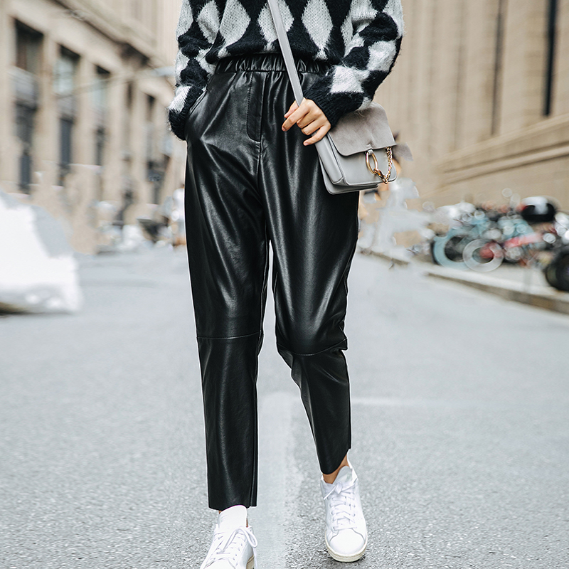 秋冬潮流皮裤,这个秋冬多变风格