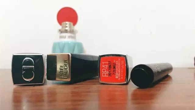 推荐给大家一款好用的护肤品,推荐一下最近很火的护肤品