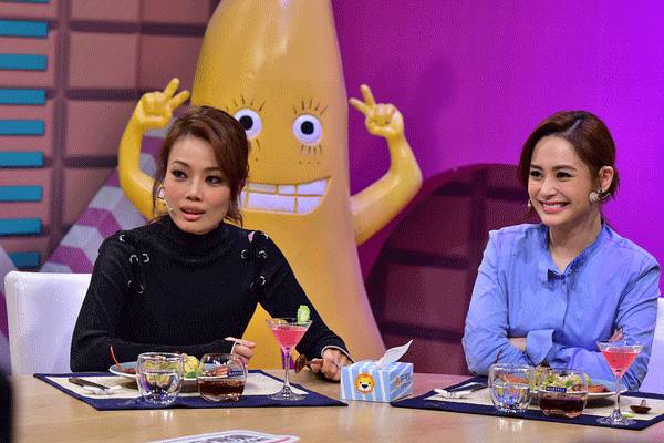 这个年头，连美食节目都要动用“女色”吸引眼球了