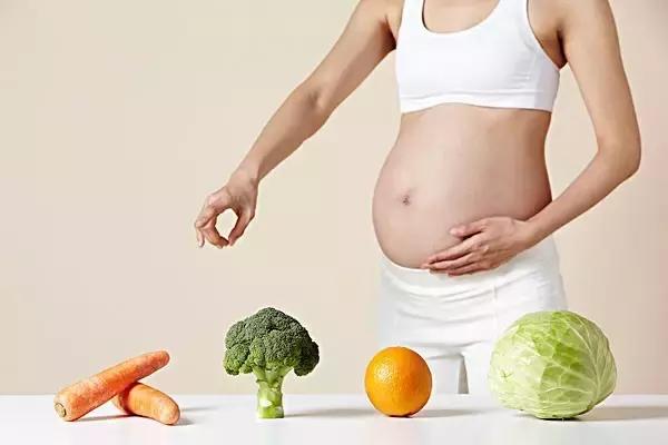 顺产还是剖腹产哪个更容易大出血,小个子适合剖腹产还是顺产