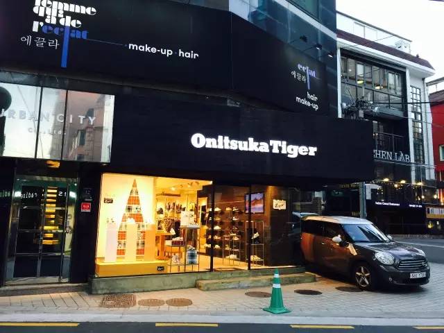 我在首尔摔了一跤，可还是要保持微笑啊——一哥的旅行笔记