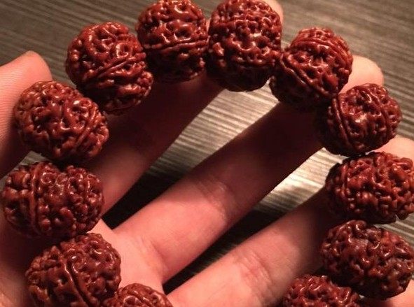 金刚菩提手串为什么那么便宜,为什么金刚价格不一样