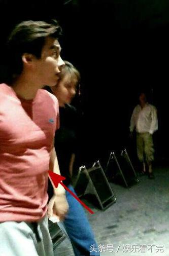 李易峰最新照片公布,李易峰最近近照